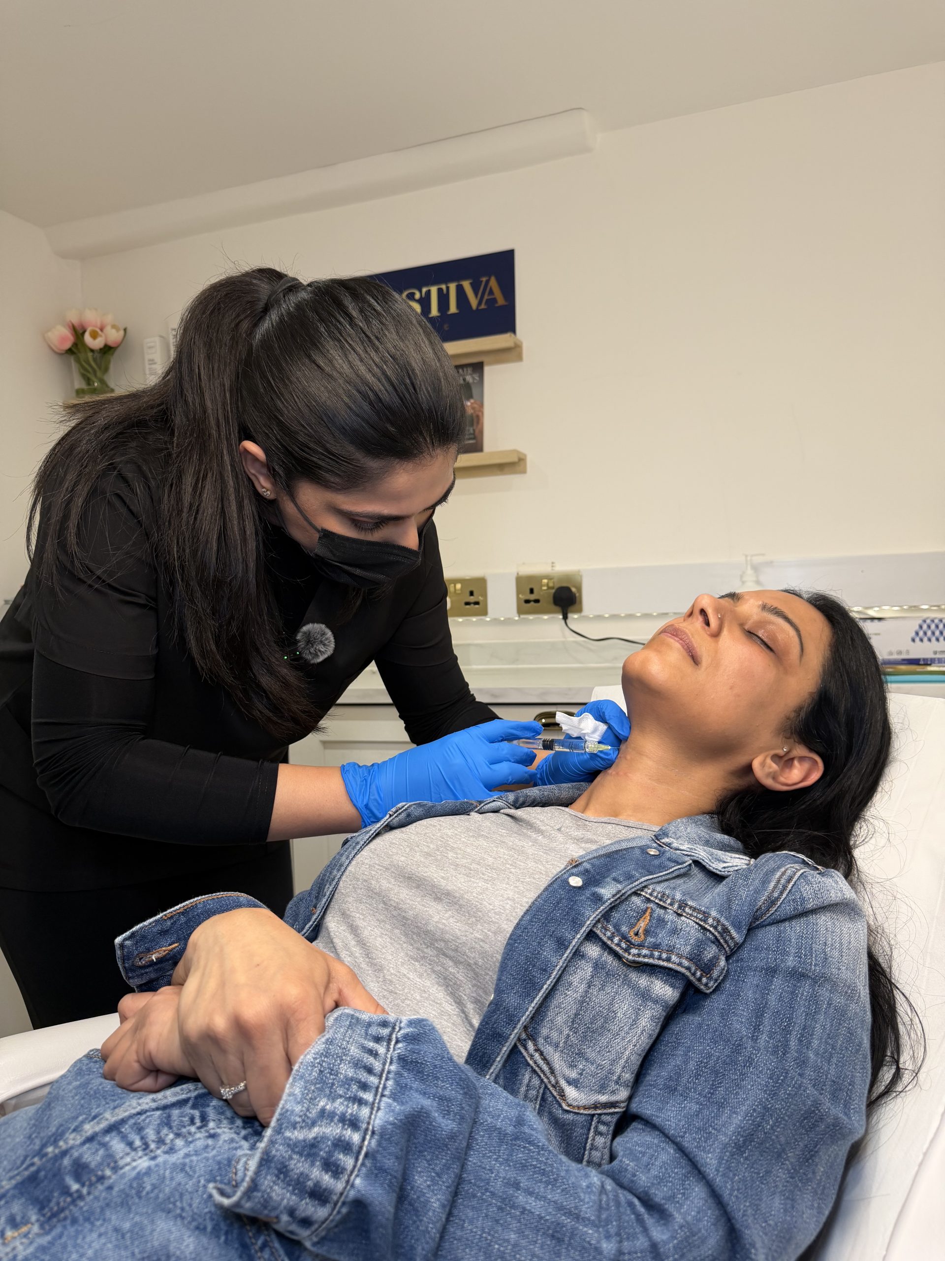 Polynucleotides for neck in sidcup